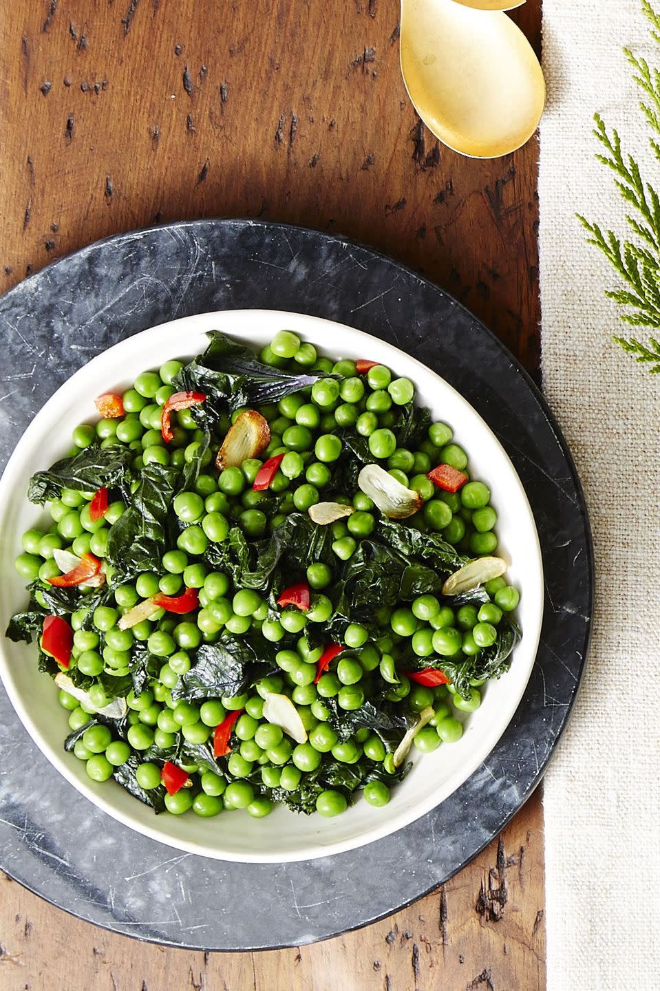 Garlicky Kale & Pea Sauté