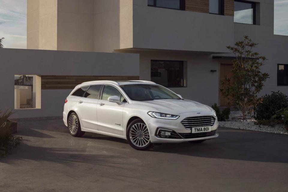 mpv-ford-mondeo-s-max-galaxy-fusion-crossover-wagon