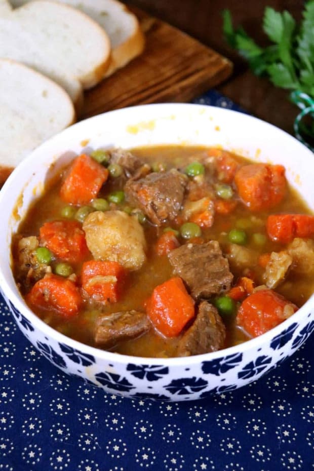 <p><a href="https://www.theinspirationedit.com/weight-watchers-beef-stew-slow-cooker/" rel="nofollow noopener" target="_blank" data-ylk="slk:The Inspiration Edit" class="link ">The Inspiration Edit</a></p>