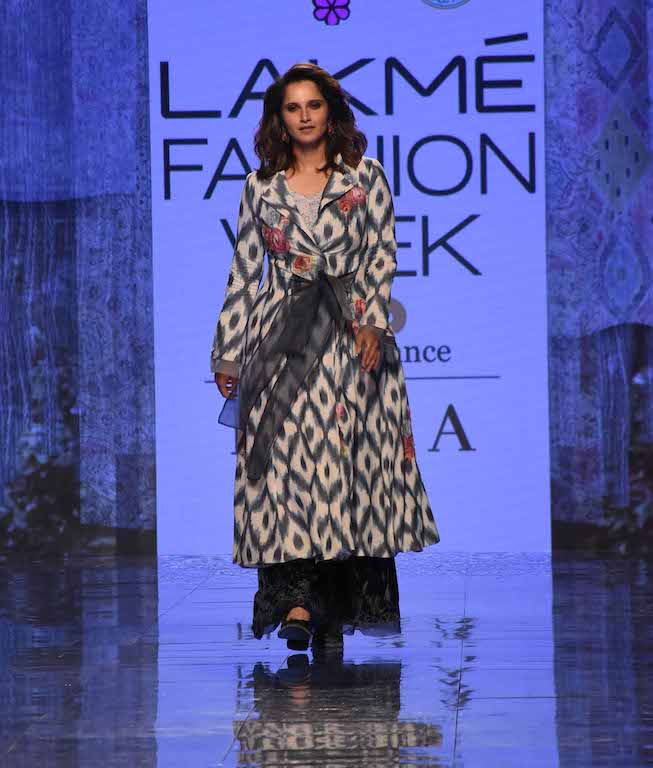 Sania Mirza looks radiant as she walks the ramp at LFW
