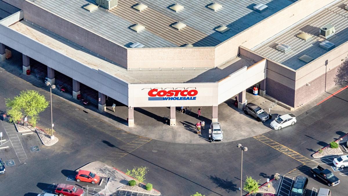 Im not kidding when I say i'll be living in it soon… 😭, Costco