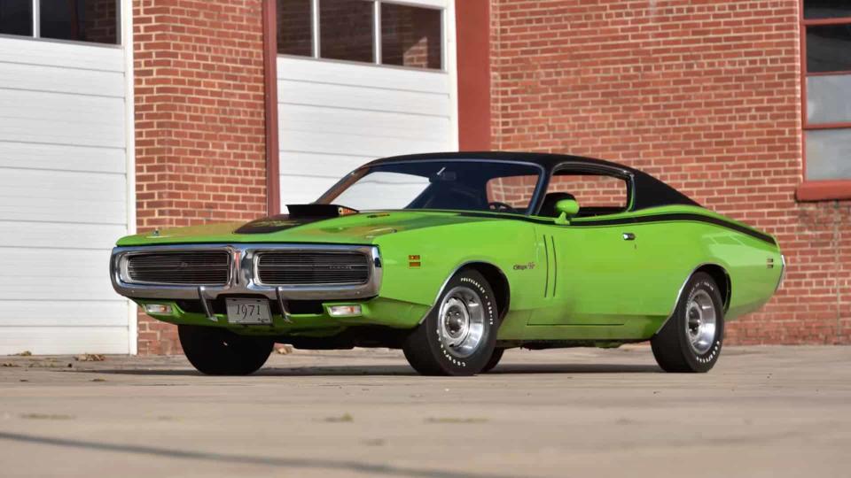 It’s Got a Hemi! This 1971 Dodge Hemi R/T Is Selling At Mecum Kissimmee