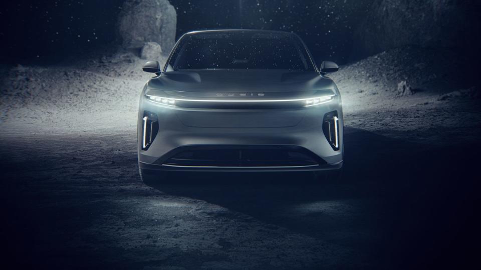 2023 lucid motors gravity