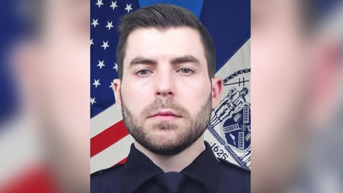 Mourners flood wake for slain NYPD Officer Jonathan Diller; Trump and Mayor Adams to attend