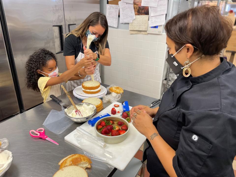 Cristal Paredes is leading kid, teen and adult baking classes out of her Ridgefield Park bakery, It's Delicious.