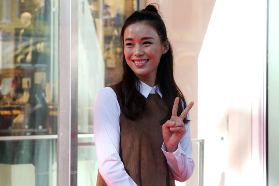 Actress Rebecca Lim and actor Desmond Lim graced the occasion as ambassadors for Uniqlo Singapore. (Photo: Sharlene Maria Sankaran/Yahoo Singapore)