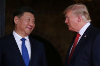 President Trump welcomes Chinese President Xi Jinping at Mar-a-Lago state in Palm Beach, Florida. REUTERS/Carlos Barria