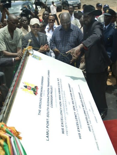 Presidents Salva Kiir (right) of South Sudan, Mwai Kibaki of Kenya (centre) and Meles Zenawi of Ethiopis (2nd right). They unveiled a plaque on Friday in a ceremony to mark the official start of building work near Lamu island in Kenya's southeast