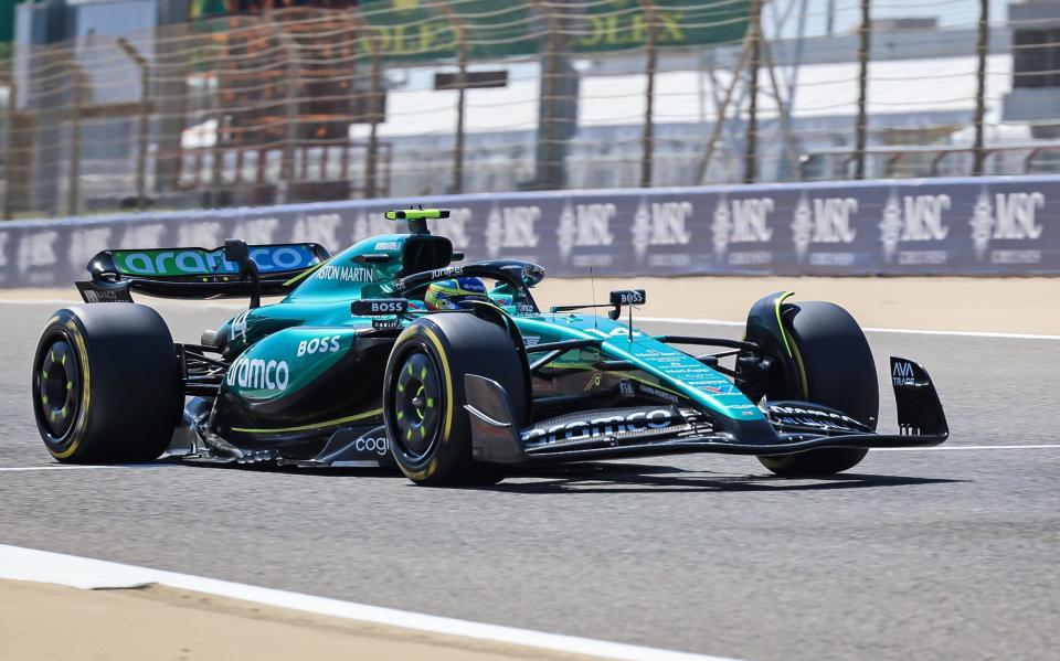 F1 testing, day two live: Latest afternoon session updates after drain cover causes red flag