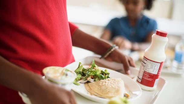 PHOTO: Students eat lunch in school cafeteria in this undated file photo. (STOCK PHOTO/Getty Images)