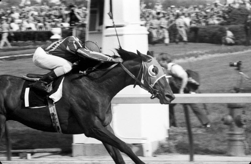 Cannonade, with jockey Angel Cordero Jr. aboard, wins the 1974 Kentucky Derby.