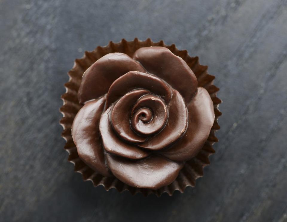 Chocolate roses