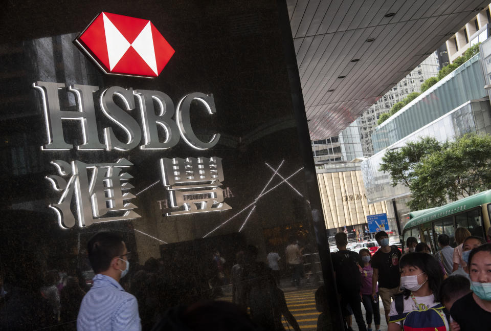 HONG KONG, CHINA - 2020/05/11: British multinational banking and financial services holding company HSBC logo. (Photo by Budrul Chukrut/SOPA Images/LightRocket via Getty Images)