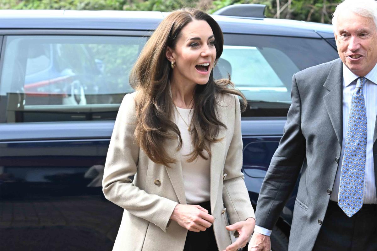 Kate Middleton Sold Out These Comfy Flats With a Statement Detail