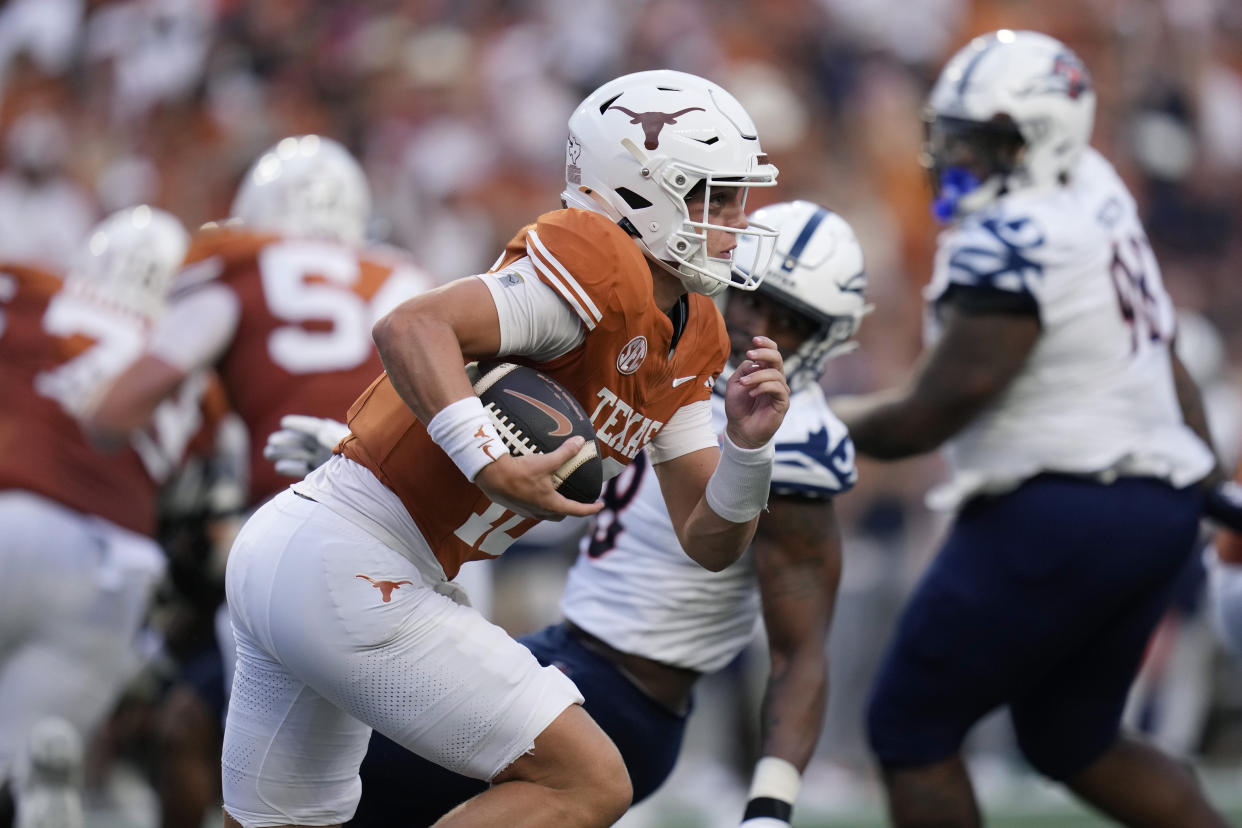 Texas quarterback Arch Manning (16) runs for a 67-yard touchdown against UTSA during the first half of an NCAA college football game in Austin, Texas, Saturday, Sept. 14, 2024. (AP Photo/Eric Gay)