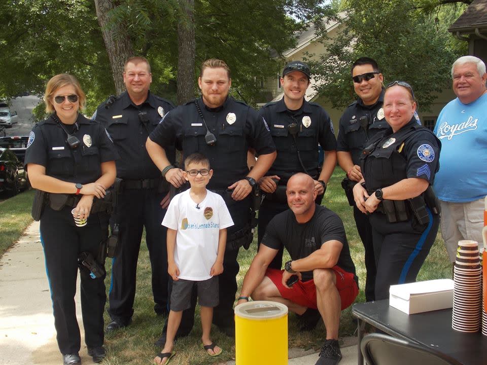 Brecken Simmons gets a sweet surprise from the Blue Springs Police Department. (Photo: Facebook/BlueSpringsPD)