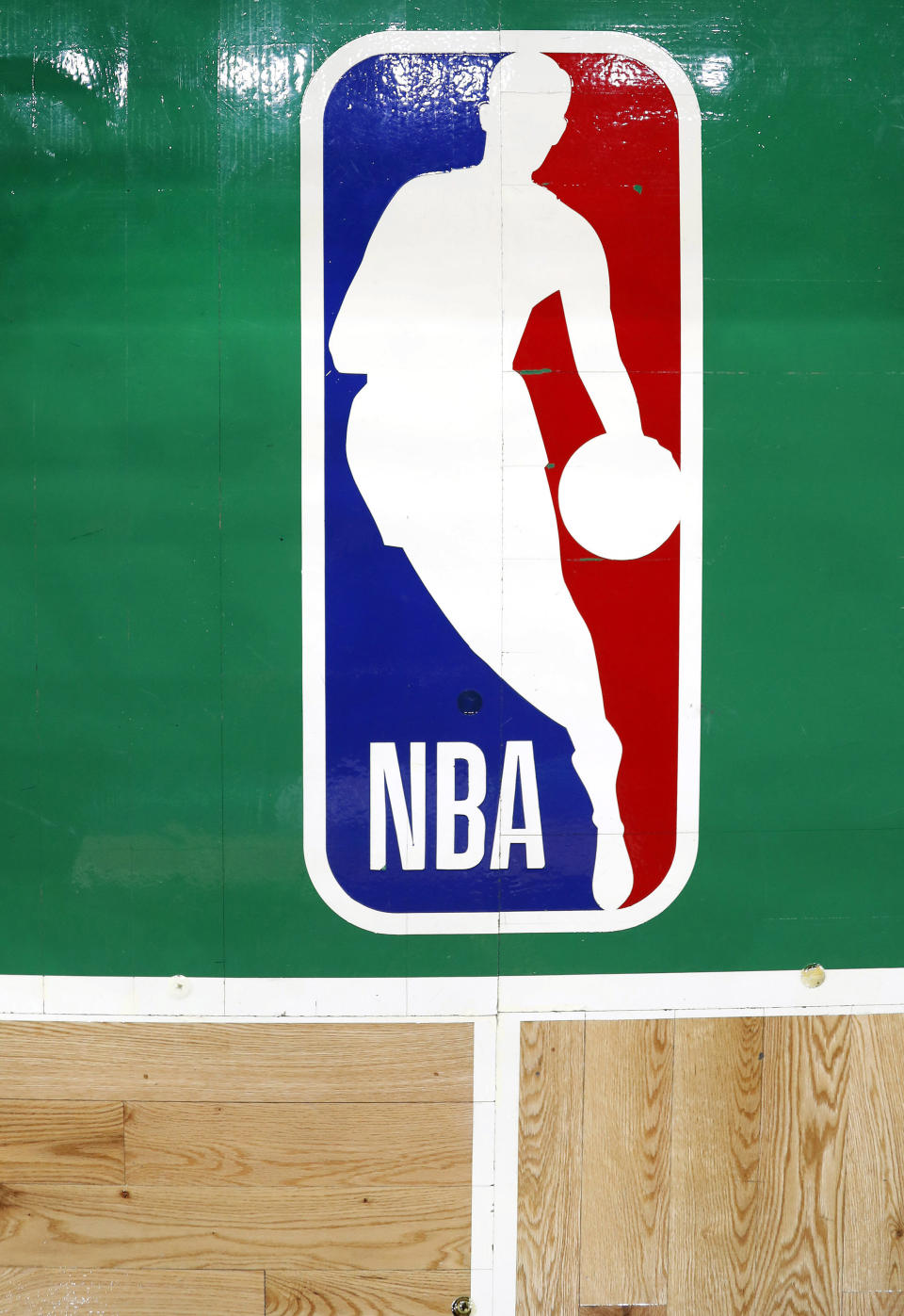 Logo actual de la NBA con la silueta de Jerry West. (Foto: Winslow Townson / USA TODAY Sports / Reuters).