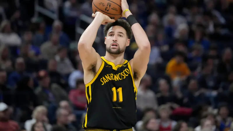 ▲Klay Thompson近期的回穩，對於勇士戰績的提升有所幫助，他透露自己曾和主帥Steve Kerr進行談話。（圖／美聯社／達志影像）