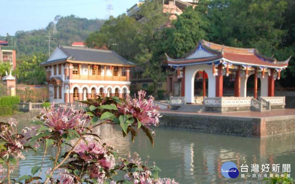 霧峰林家花園林獻堂博物館園區內的萊園五桂樓。(圖/明台高中)