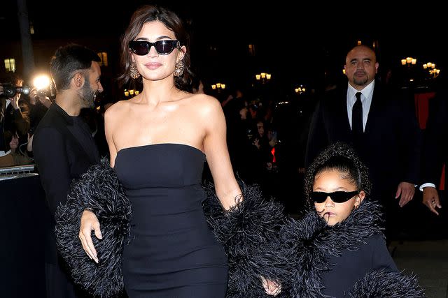 Kylie Jenner Shares Adorable Family Portraits Drawn by 6-Year-Old ...