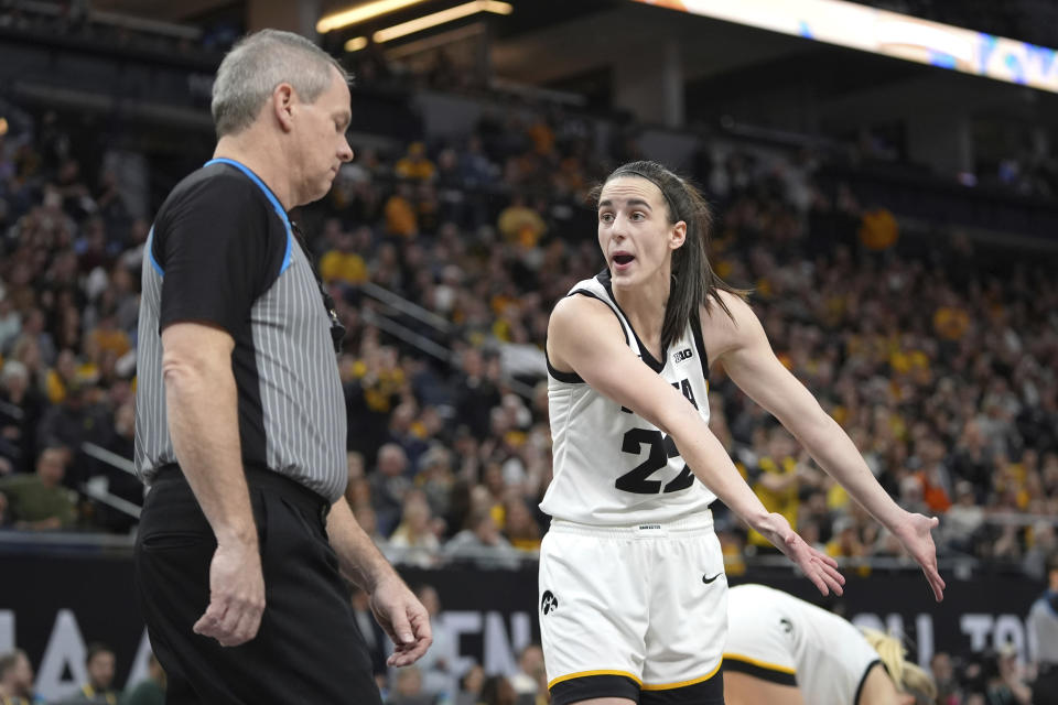 Clark sparks No. 3 Iowa's comeback for Big Ten tourney title 3peat in