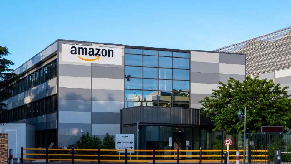 Amazon apuesta fuerte al sector del desarrollo de software y la venta de servicios en la nube.