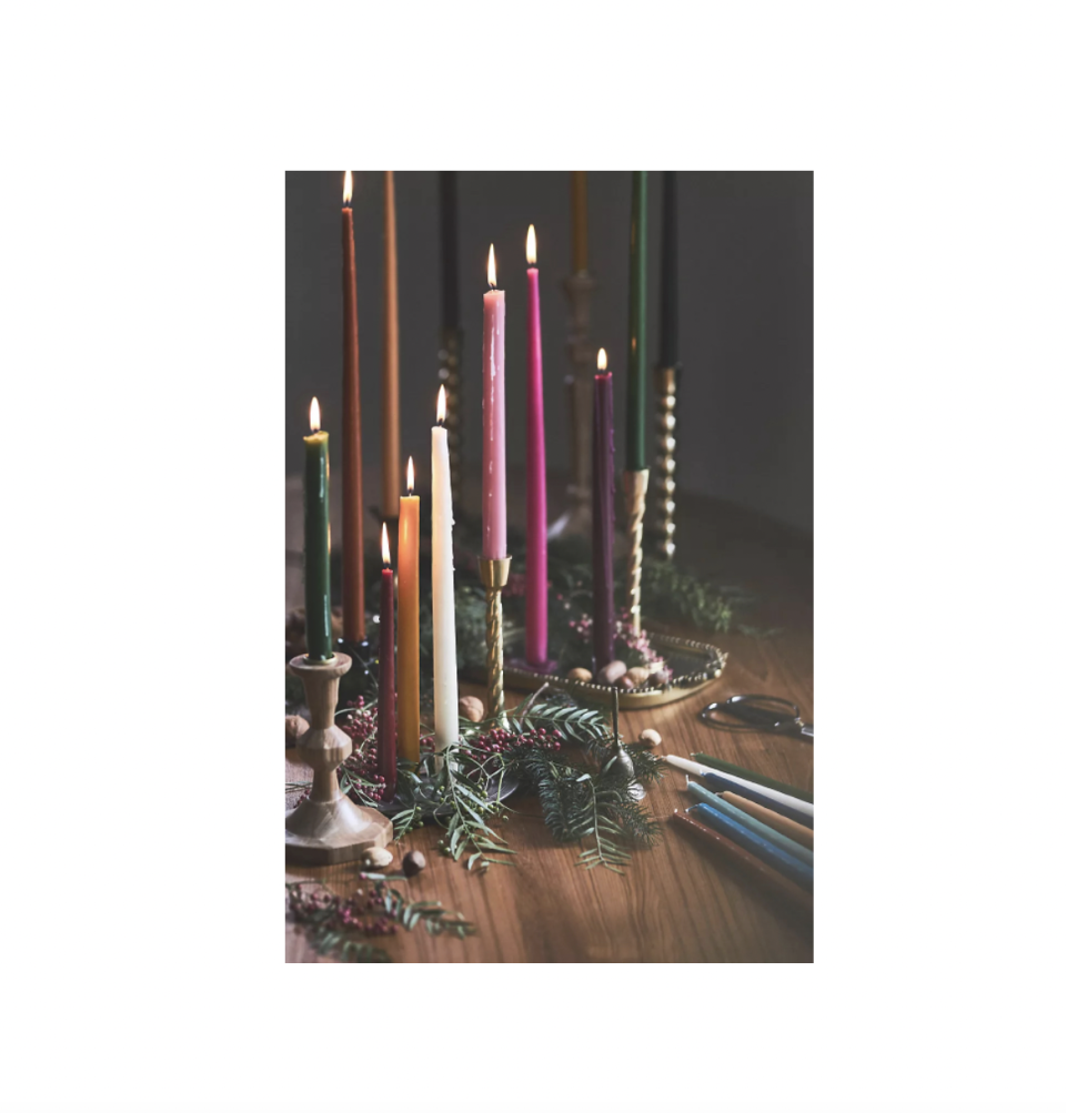 <p>Anthropologie 18" Classic Taper Candles — Set of 4</p><p>anthropologie.com</p><p>$21.00</p><p><a href="https://go.redirectingat.com?id=74968X1596630&url=https%3A%2F%2Fwww.anthropologie.com%2Fanthroliving%2Fshop%2F18-classic-taper-candles-set-of-46&sref=https%3A%2F%2Fwww.cosmopolitan.com%2Flifestyle%2Fa42242914%2Fholiday-place-settings%2F" rel="nofollow noopener" target="_blank" data-ylk="slk:Shop Now;elm:context_link;itc:0;sec:content-canvas" class="link ">Shop Now</a></p><span class="copyright">Anthropologie</span>