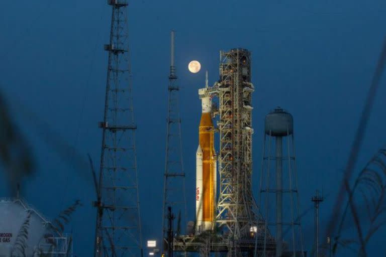 Artemis 1 viajará alrededor de la cara oculta de la Luna. Foto: Nasa. EFE