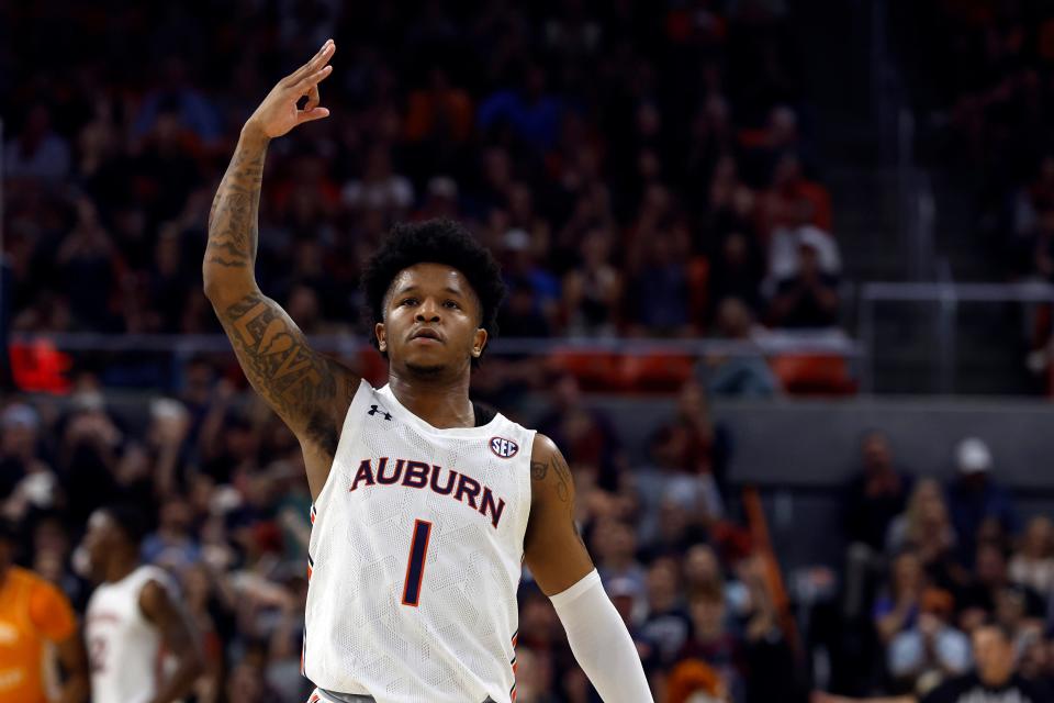 Will Auburn basketball beat Iowa in the first round of the NCAA Tournament?
