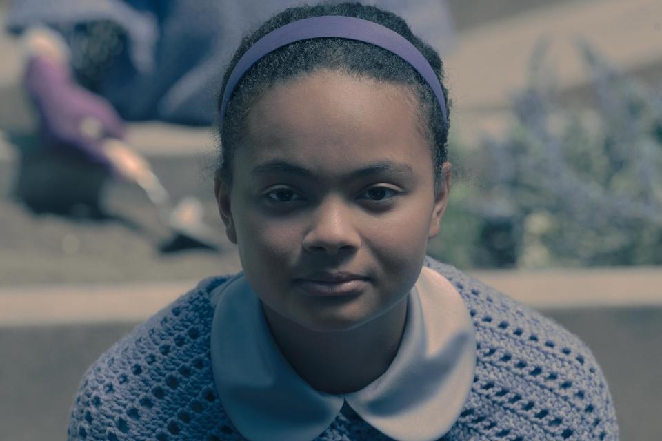 The Handmaid’s Tale -- “Motherland” - Episode 508 -- June considers a tempting but risky offer from a surprise visitor. Serena hits rock bottom and searches for allies. Hannah (Jordana Blake), shown. (Photo by: Sophie Giraud/Hulu)