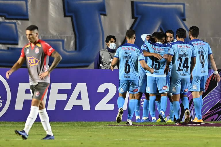 Arsenal no pudo con el Bolívar y con la altura de La Paz, en su debut en la Copa Sudamericana 2021.