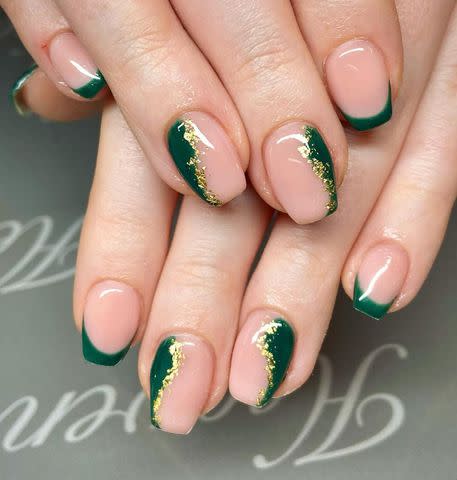 <p>Instagram <a href="https://www.instagram.com/nails_and_beauty_by_daisy" data-component="link" data-source="inlineLink" data-type="externalLink" data-ordinal="1">@nails_and_beauty_by_daisy</a></p>