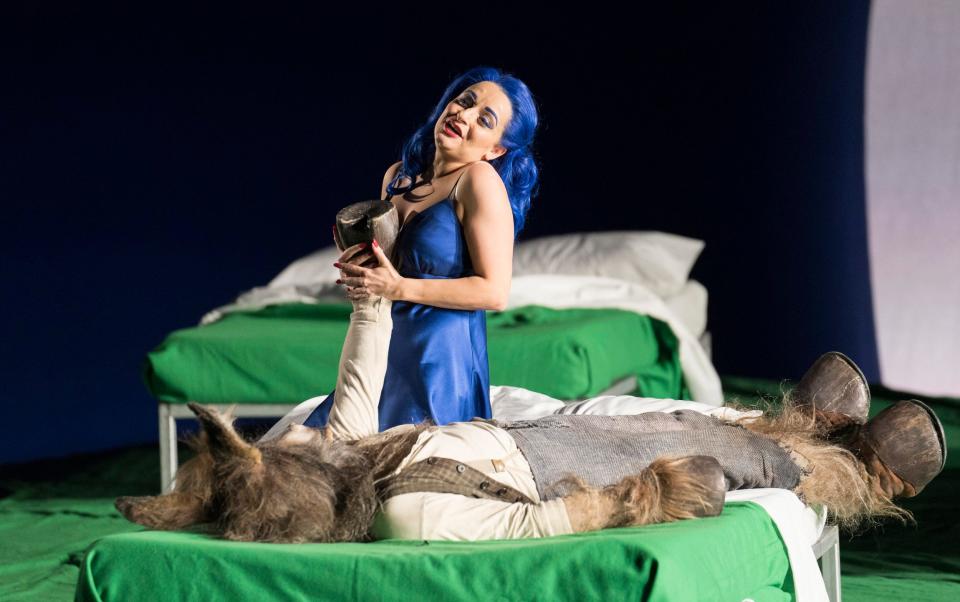 Soraya Mafi performing A Midsummer Night's Dream. She says to pigeonhole opera as people drinking champagne doesn’t make sense - Alastair Muir/amx