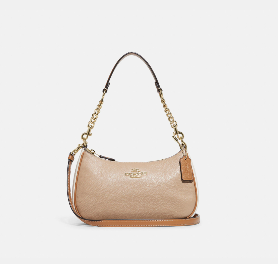 Teri Shoulder Bag in colour block (Photo via Coach Outlet)