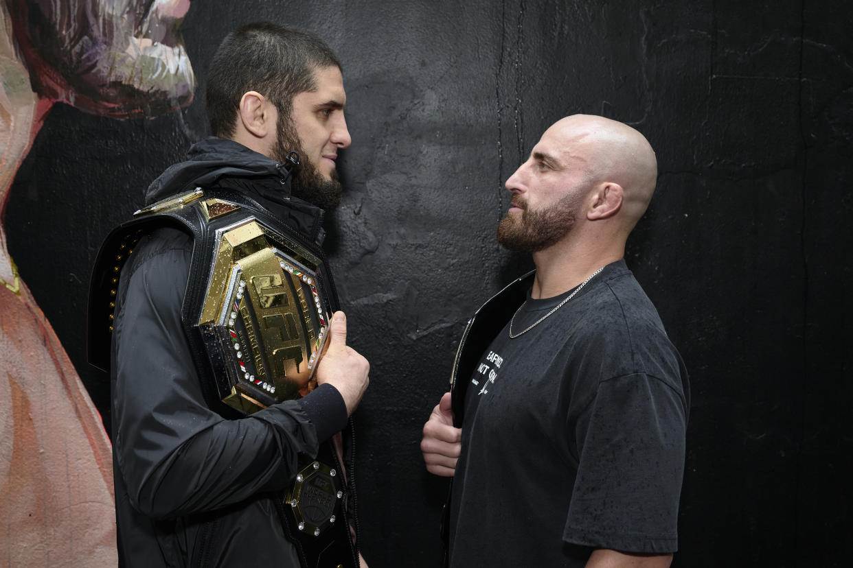 SYDNEY, AUSTRALIA - JANUARY 22: UFC lightweight champion, Islam Makhachev (L) and UFC featherweight champion, Alex Volkanovski (R) face off during a UFC284 Media Opportunity on January 22, 2023 in Sydney, Australia. (Photo by Brett Hemmings/Zuffa LLC)