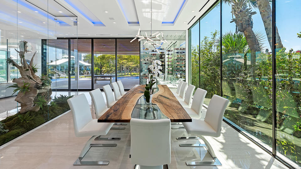 The dining room - Credit: Photo: Courtesy of ONE Sotheby's International Realty