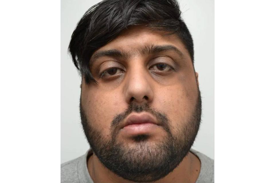 <p>West Yorkshire Police</p> Mohammed Farooq mugshot