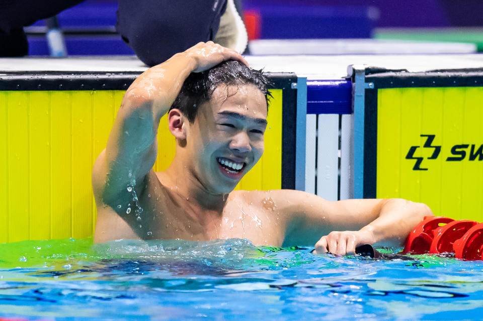 Singapore swimmer Jonathan Tan wins his first individual gold of his SEA Games career in the men's 50m freestyle. (PHOTO: SNOC/Andy Chua)