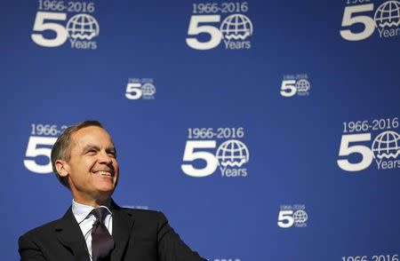 Bank of England Governor Mark Carney smiles as he speaks at Queen Mary University in London, Britain January 19, 2016. REUTERS/Frank Augstein/pool