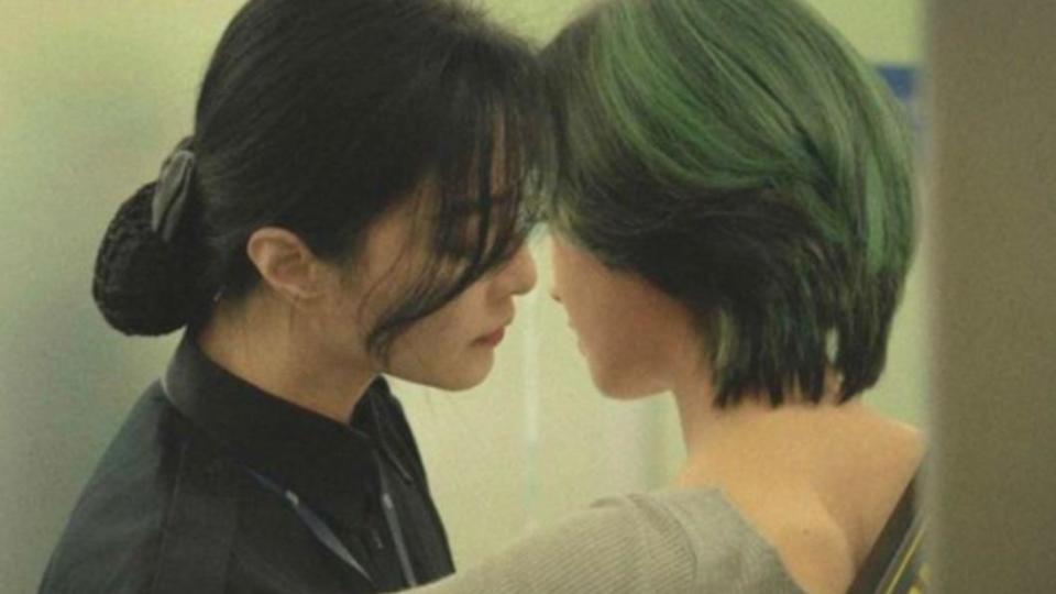 范冰冰與李周映合作女同志片《綠夜》。（圖／翻攝自NAVER）