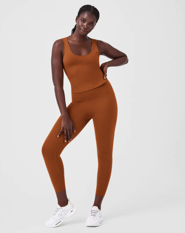 Oprah is obsessed with these butt lifting Spanx pants, and so are shoppers