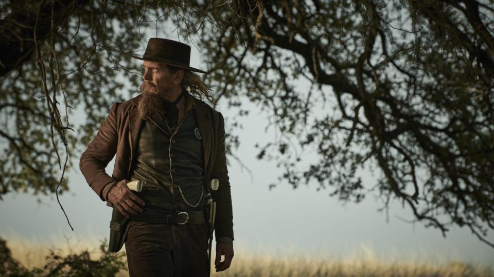 Barry Pepper in Lawmen: Bass Reeves