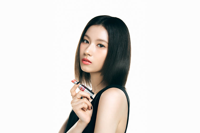 女團品牌大使＋1：TWICE 成員 Sana 絕美現身日本 YSL beauty 新廣告！