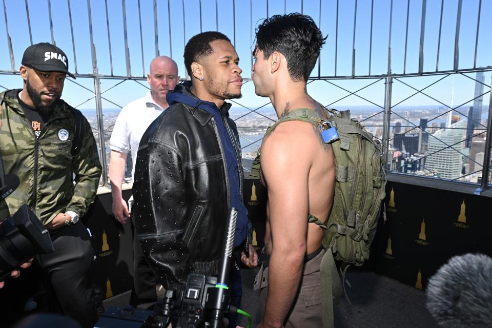 NEW YORK, NEW YORK - APRIL 16: (L-R) Devin Haney and Ryan Garcia face-off at The Empire State Building on April 16, 2024 in New York City. (Photo by Roy Rochlin/Getty Images for Empire State Realty Trust)