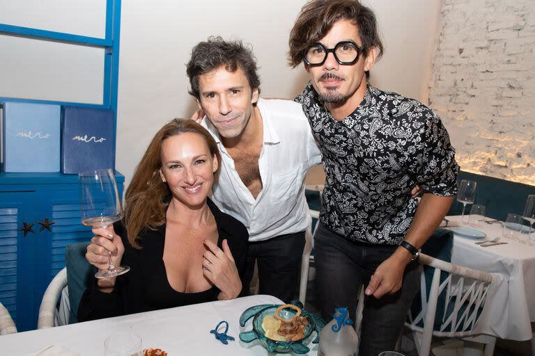 También pudieron disfrutar de las distintas propuestas culinarias de Mero, ubicado en el corazón de Palermo, la actriz y conductora Catarina Spinetta, junto a su novio, Andrés Mercau, y el productor televisivo Gastón Portal