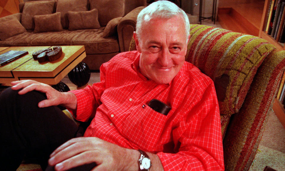 John Mahoney, 77