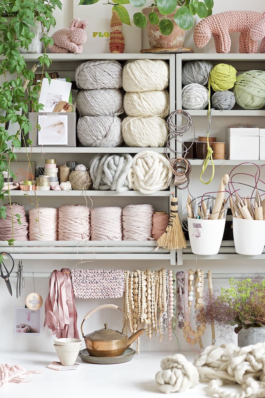 Dreamy Knitting Station