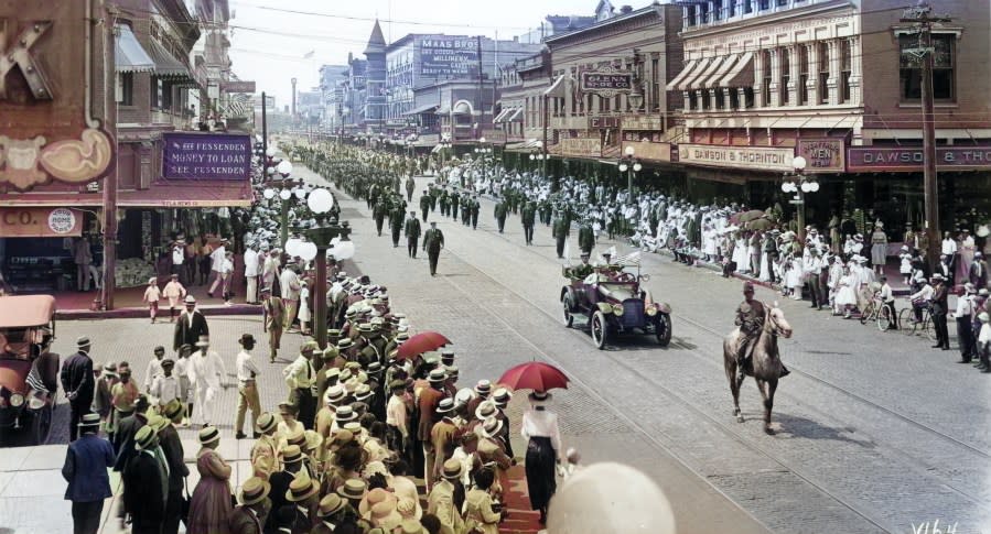 Photo of Franklin Street from 1918, colorized. (USF Special Collections)