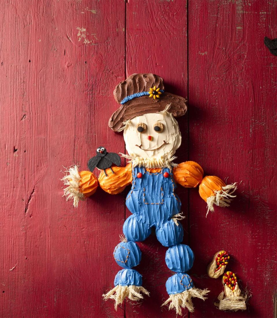 Cupcake Scarecrow