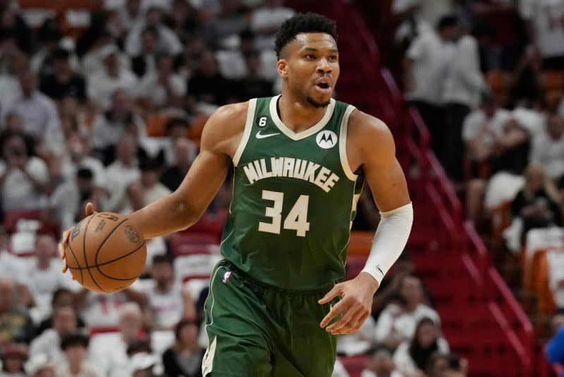 ▲公鹿首輪被淘汰，「字母哥」Giannis Antetokounmpo反問記者：「難道喬丹(Michael Jordan)在6冠之外的賽季都算失敗嗎？」